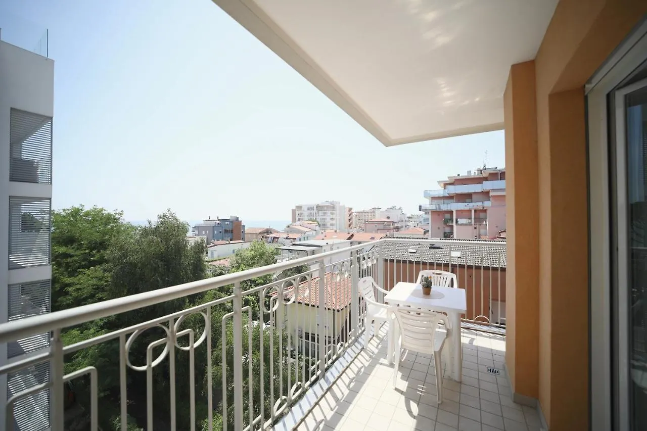 Residence Mariavittoria Lido di Jesolo 2*,