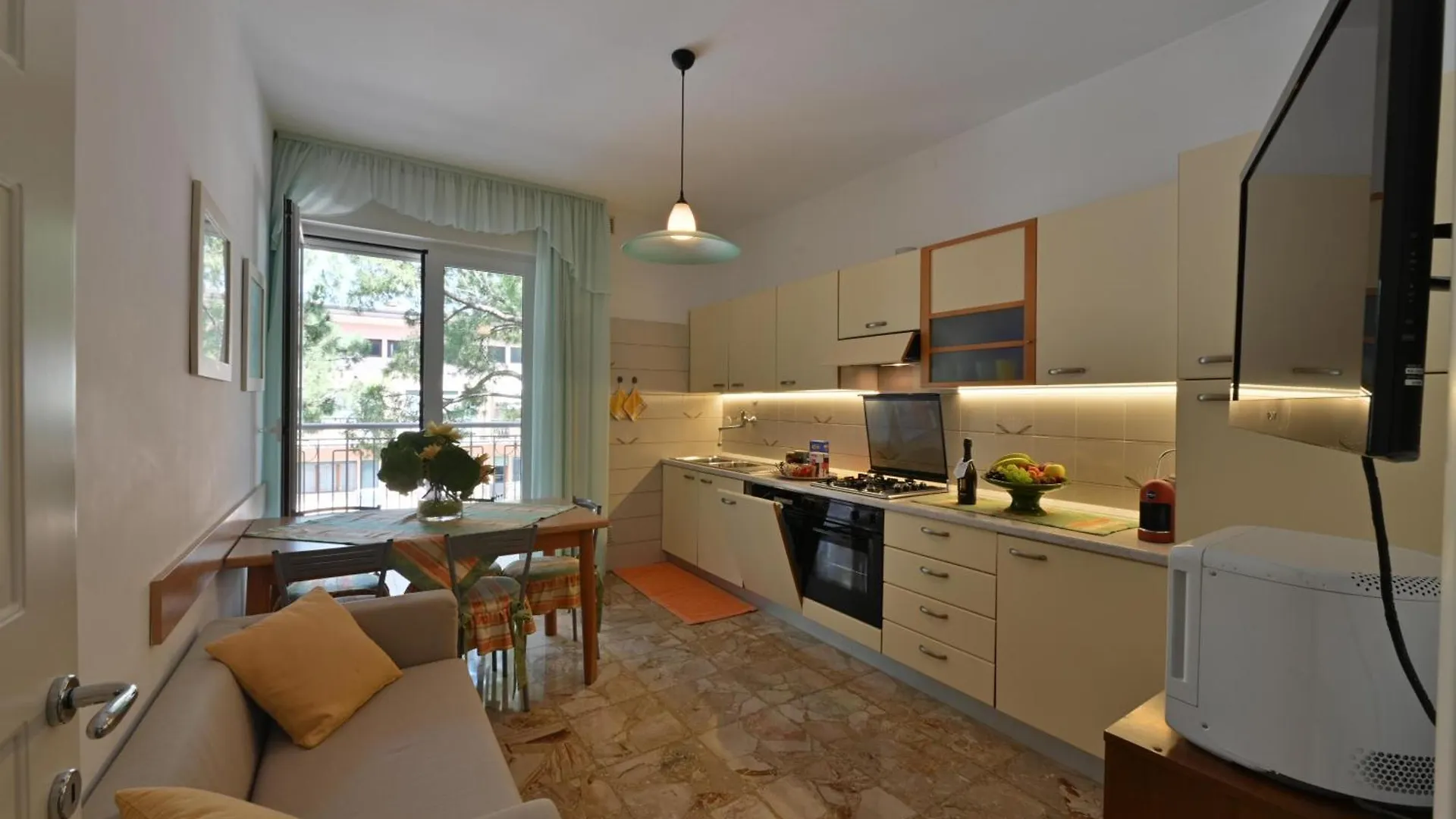 Residence Mariavittoria Lido di Jesolo 2*,